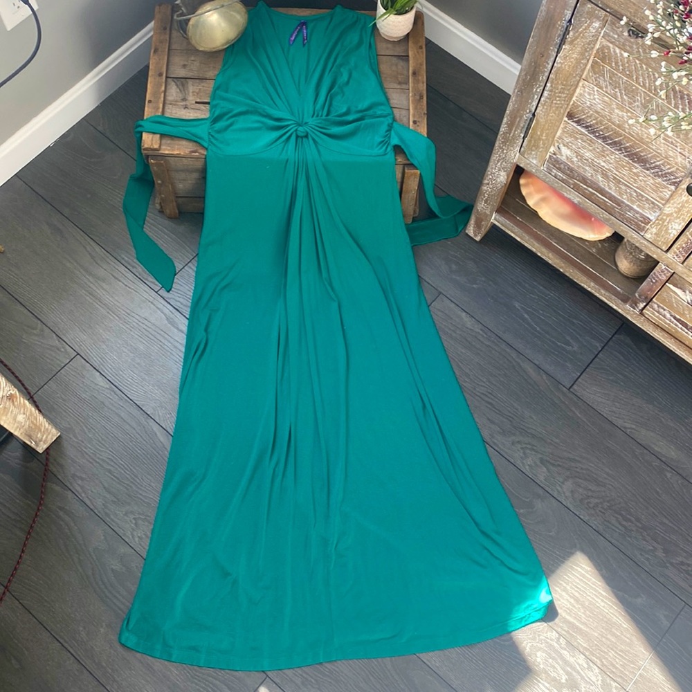 Seraphine woman’s dress size 6
